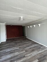 8281 Sevigny Dr in North Fort Myers, FL - Building Photo - Building Photo