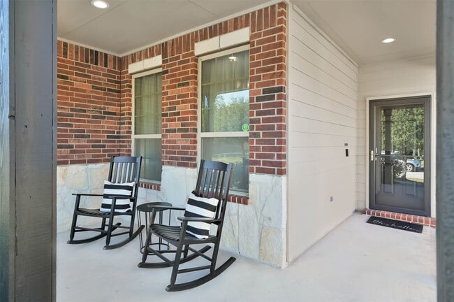 9466 E Woodmark in Conroe, TX - Building Photo - Building Photo