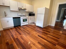 24 Rossmore St, Unit 1 in Somerville, MA - Building Photo