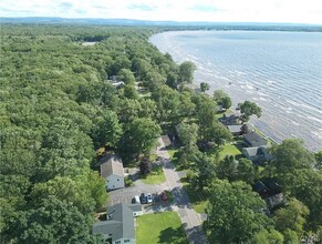 6674 Lake Shore Rd N, Unit 207 13th Ave Sylv. Beach in Verona Beach, NY - Building Photo - Building Photo