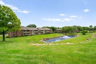 Coventry Oaks in Overland Park, KS - Building Photo - Building Photo