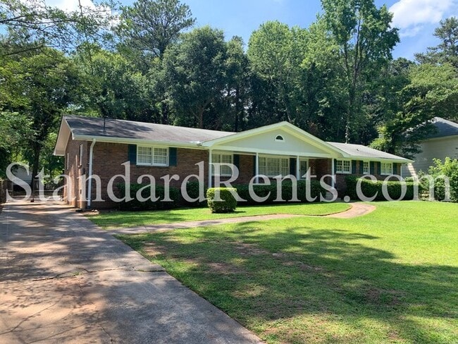 property at 563 Rowland Rd