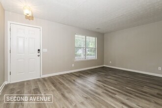 174 Deerfield Dr in Jonesboro, GA - Foto de edificio - Building Photo
