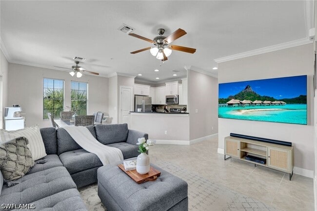 property at 1439 Santiago Cir