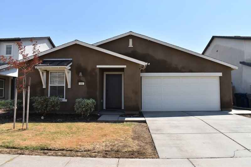 686 Keenan Ct in Merced, CA - Building Photo