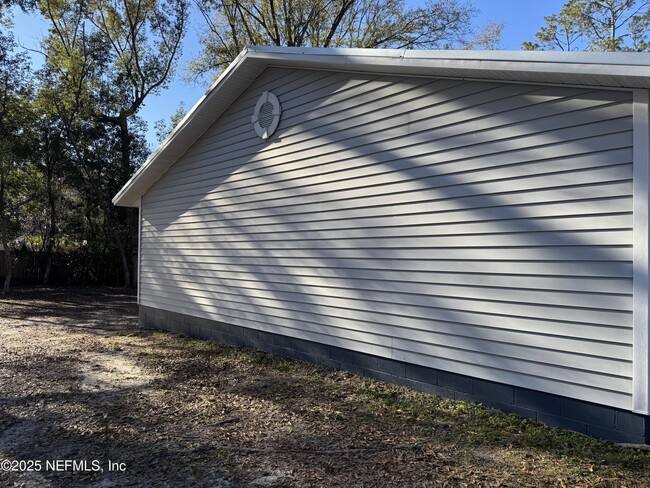 1011 W Pratt St in Starke, FL - Building Photo - Building Photo