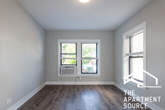 701 W Brompton Ave in Chicago, IL - Building Photo - Building Photo