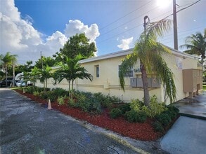 5934 Buchanan St in Hollywood, FL - Building Photo - Building Photo