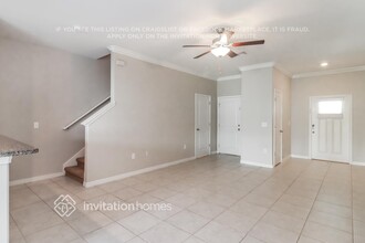8535 Campus Woods Way in New Port Richey, FL - Building Photo - Building Photo