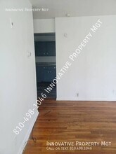 5905 Griggs Dr in Flint, MI - Building Photo - Building Photo