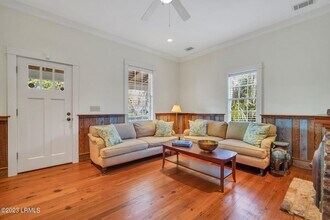 1104 Greene St in Beaufort, SC - Building Photo - Building Photo