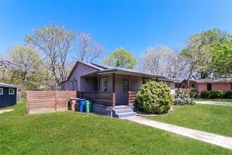3606 Abbate Cir, Unit First floor in Austin, TX - Building Photo - Building Photo