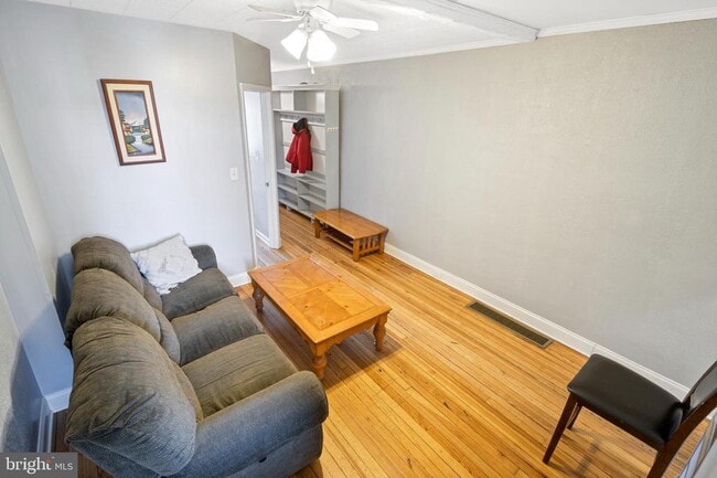 726 Indiana Ave in Trenton, NJ - Building Photo - Building Photo