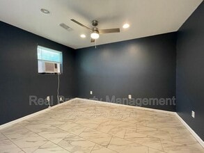 1935 Fairchild St in Baton Rouge, LA - Building Photo - Building Photo
