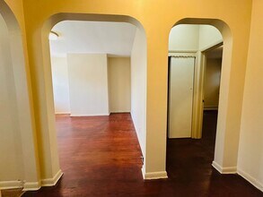 120 Danforth Ave in Jersey City, NJ - Building Photo - Building Photo