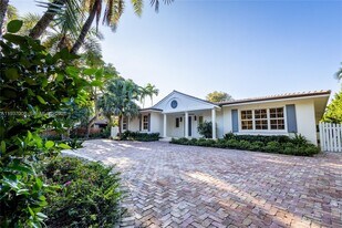 4520 Sabal Palm Rd in Miami, FL - Building Photo