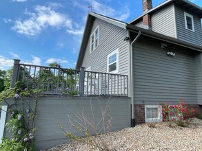 1003 E Samuel Ave in Peoria Heights, IL - Building Photo - Building Photo