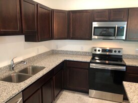 24484 Zephyr Ct in Punta Gorda, FL - Building Photo