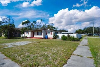 146 Orange Ave N in St. Petersburg, FL - Building Photo - Building Photo