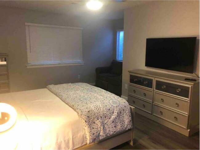 property at 3834 Kensingwood Trce