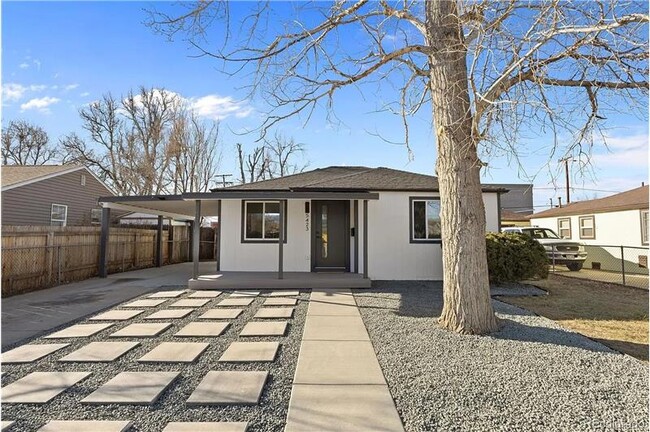 property at 5423 Saulsbury Ct
