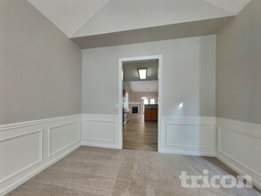 1317 Preserve Park Dr in Loganville, GA - Foto de edificio - Building Photo