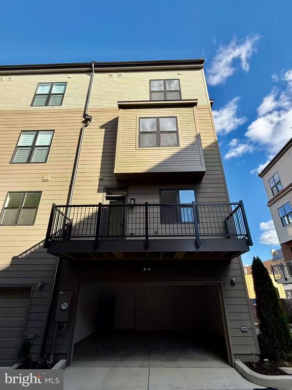 5502 Topaz Ln in Bethesda, MD - Building Photo - Building Photo