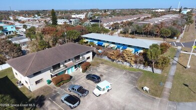 418 S Atlantic Ave in Cocoa Beach, FL - Building Photo - Building Photo