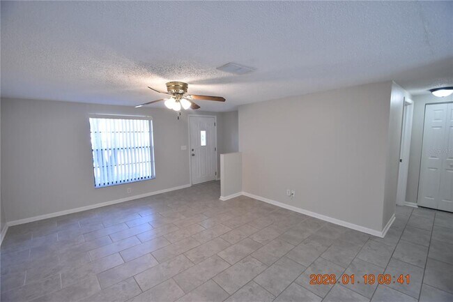 17707 Sunrise Dr in Lutz, FL - Building Photo - Building Photo