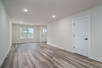 652 2nd St SE in Hickory, NC - Building Photo - Building Photo