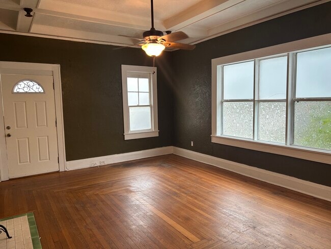 833 5th Ave N in St. Petersburg, FL - Building Photo - Building Photo