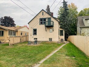 1031 27th Ave SE in Minneapolis, MN - Building Photo - Building Photo