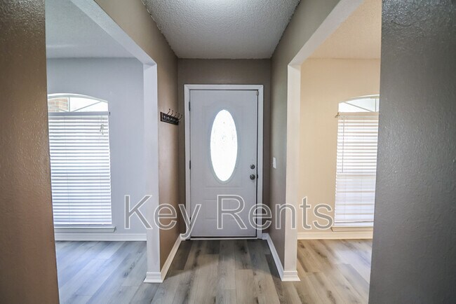 3108 Chrisandra Ct in Pensacola, FL - Building Photo - Building Photo