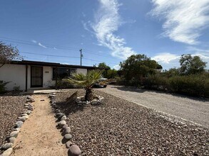 4832 E 24th St in Tucson, AZ - Building Photo - Building Photo