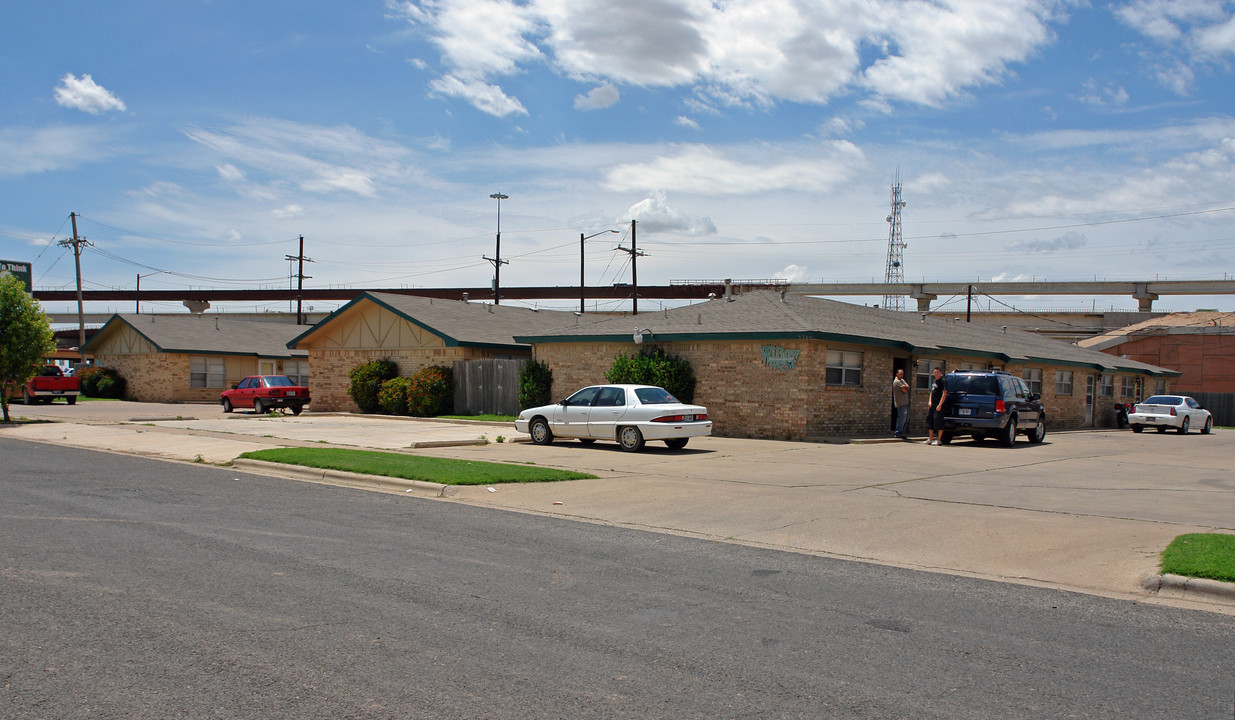 5716-5722 Brownfield Dr in Lubbock, TX - Building Photo