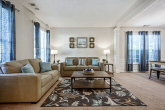 206 Persimmon Tr in Woodstock, GA - Building Photo - Building Photo