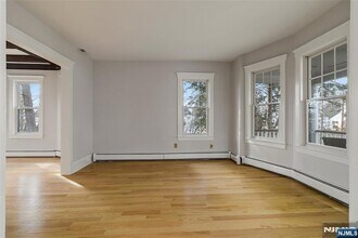 125 Large Ave in Hillsdale, NJ - Building Photo - Building Photo