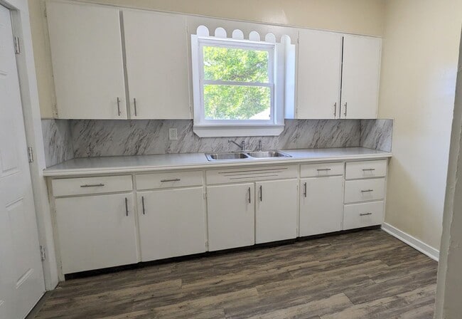 1241 7th St in Muskegon, MI - Building Photo - Building Photo