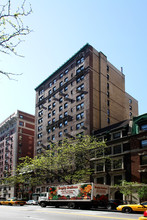 10 W 86th St in New York, NY - Building Photo - Building Photo