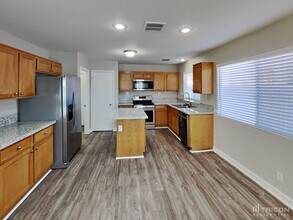 1933 Desert Sage Ave in North Las Vegas, NV - Building Photo - Building Photo