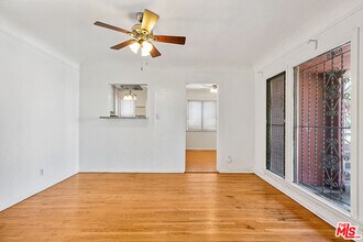 6086 Saturn St in Los Angeles, CA - Building Photo - Building Photo