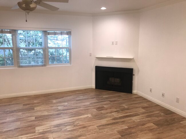 817 18th St, Unit 3 in Santa Monica, CA - Building Photo - Building Photo