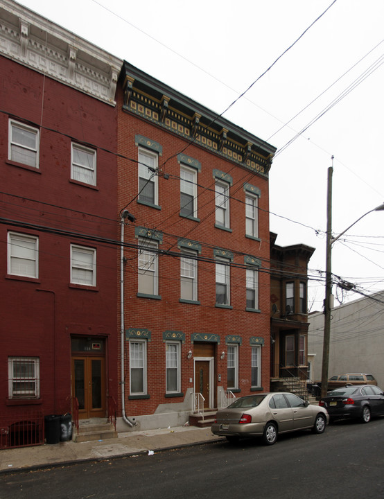 136 New York Ave in Jersey City, NJ - Foto de edificio