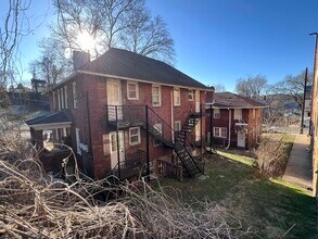 1205 Sarah St, Unit B in Homestead, PA - Building Photo - Building Photo