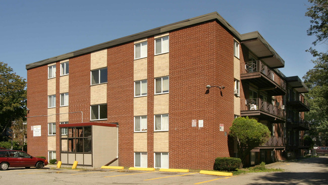 480 Norfolk in Mattapan, MA - Foto de edificio - Building Photo