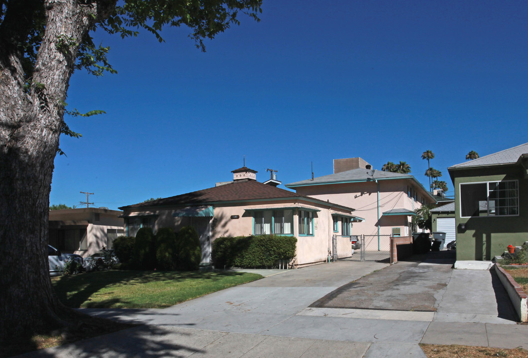 1141 Elm Ave in Glendale, CA - Building Photo