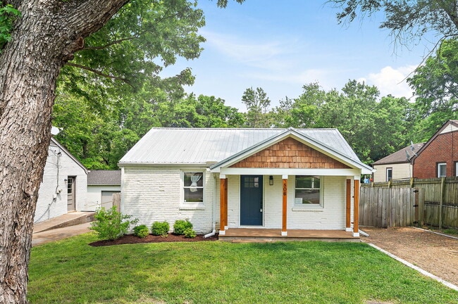 property at 806 Washington Ave