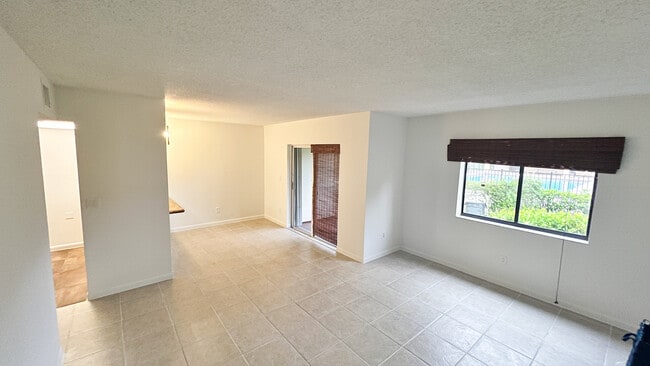 6061 10th Ave N, Unit 144