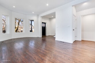 7317 S Maryland Ave in Chicago, IL - Building Photo - Building Photo