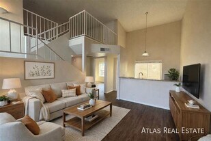 4828 W Orangewood Ave in Glendale, AZ - Building Photo